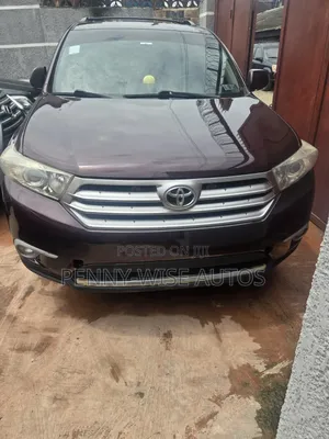 Toyota Highlander 2012 Burgundy