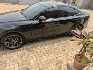 Lexus IS 250 2015 Black