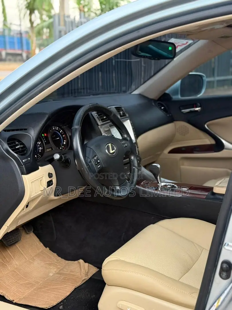 Lexus IS 2008 Blue