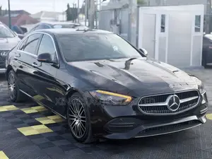 Mercedes-Benz C300 2024 Black