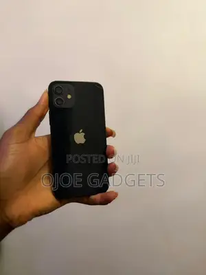 Apple iPhone 12 64 GB Black