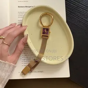 Ieke Golden Elegance Mesh Bracelet Watch