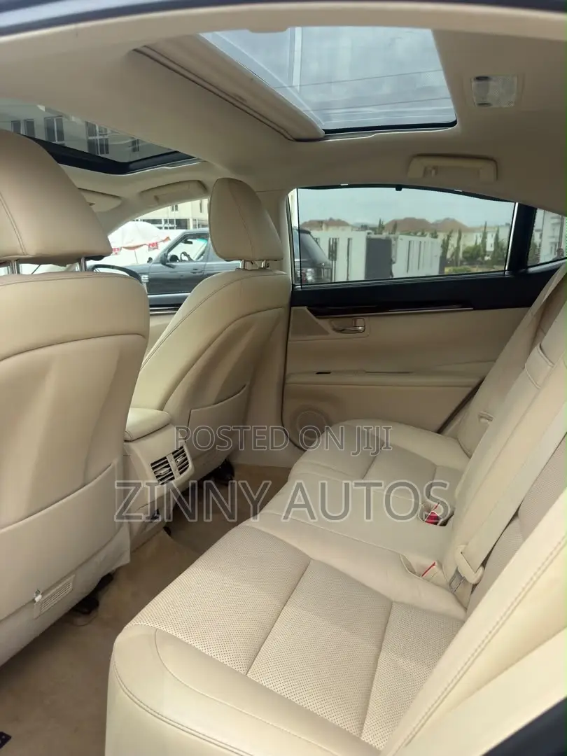 Lexus ES 2014 Blue