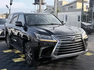 Lexus LX 570 AWD 2018 Black