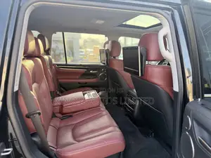 Lexus LX 570 AWD 2018 Black