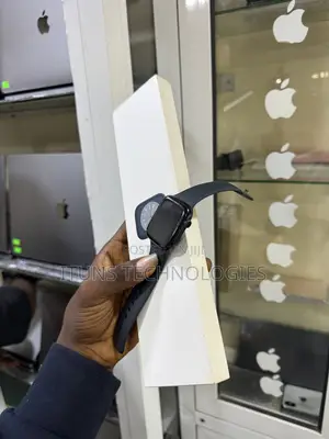 Apple Watch Series 8