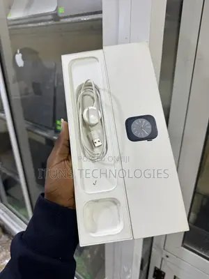 Apple Watch Series 8