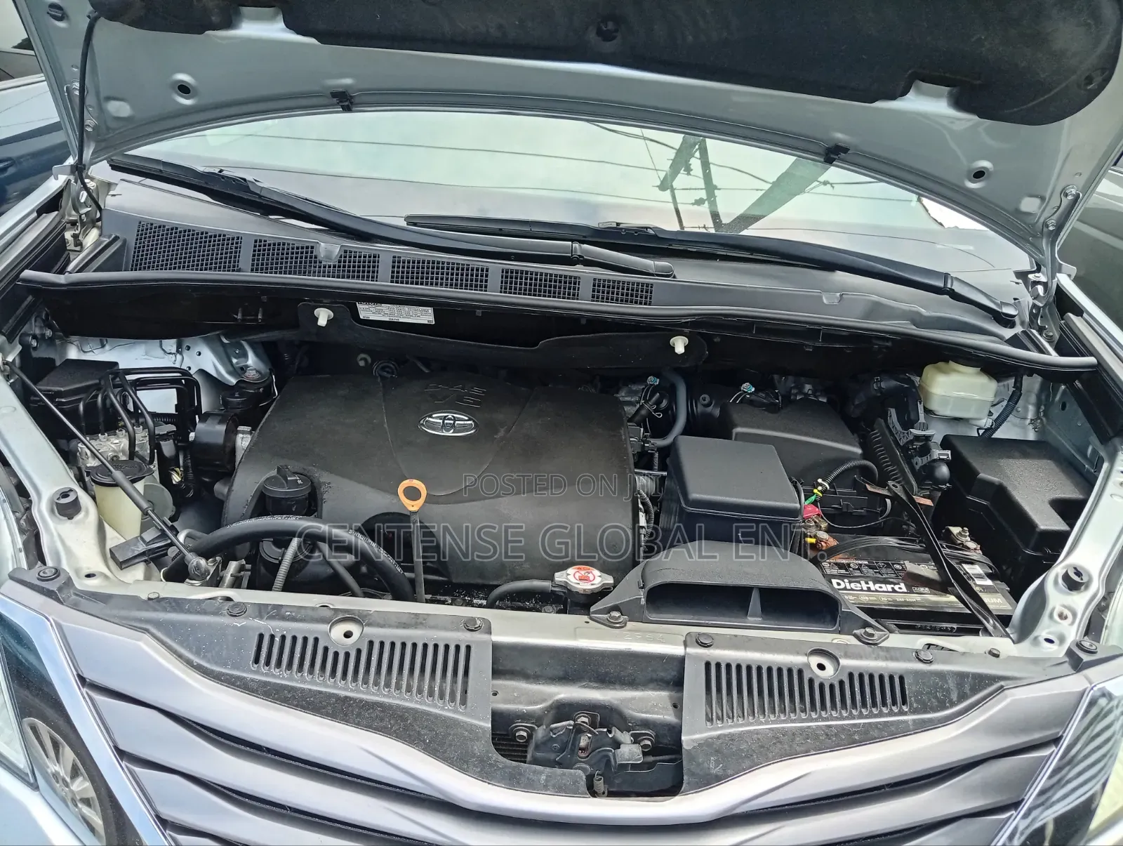 Toyota Sienna 2018 Silver