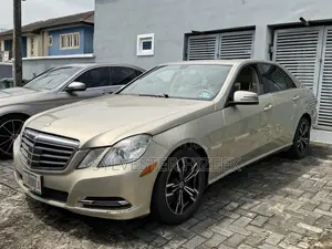 Mercedes-Benz E350 2010 Gold