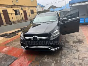 Mercedes-Benz C400 4Matic AWD Sedan (3.0L V6 7A) 2015 Black