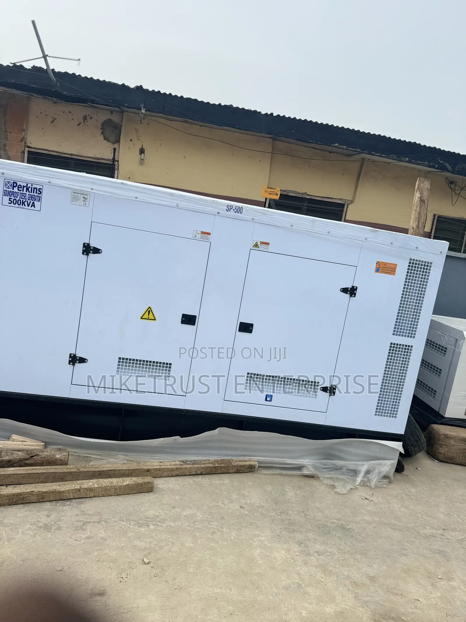 500kva Perkins Diesel Soundproof Zero Noise Generator