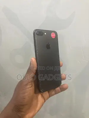 Apple iPhone 7 Plus 128 GB Black