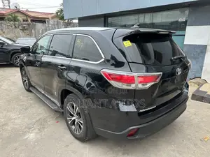 Toyota Highlander 2016 Black