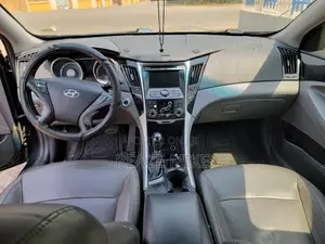 Hyundai Sonata 2012 Black
