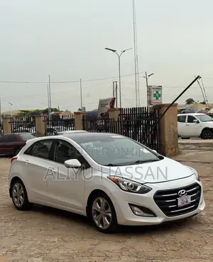 Hyundai Elantra 2014 White