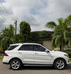 Mercedes-Benz GLE-Class GLE 350 2017 White