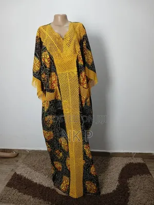 Beautiful Handmade Black Kaftan/Boubou With Open Back Design