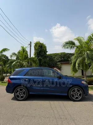 Mercedes-Benz GLE-Class GLE 350 2017 Blue