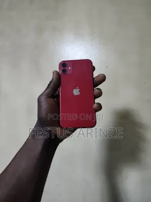 Apple iPhone 11 64 GB Red