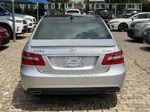 Mercedes-Benz E350 2015 Silver