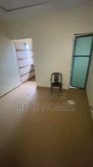 1bdrm Apartment in Shomolu / Shomolu for rent