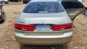 Honda Accord 2006 Gold