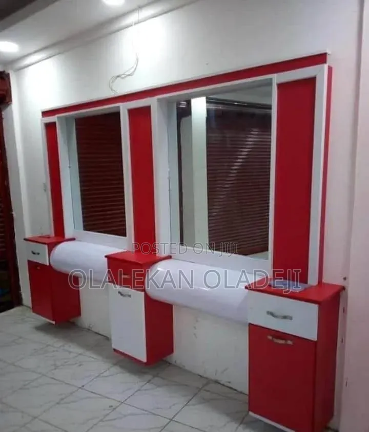 Salon Dressing Table