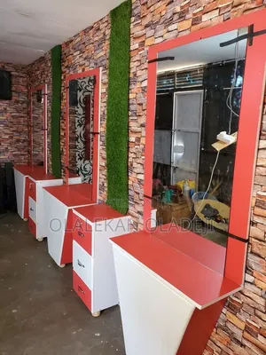 Salon Dressing Table