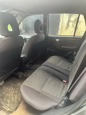 Toyota RAV4 Automatic 2004 Silver