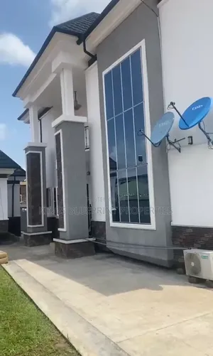 5bdrm Duplex in Gra Asaba, Warri for sale