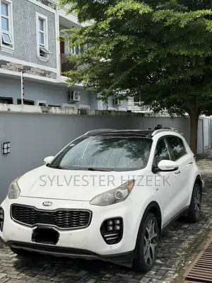 Kia Sportage SX 4dr SUV AWD (2.0L 4cyl Turbo 6A) 2017 White