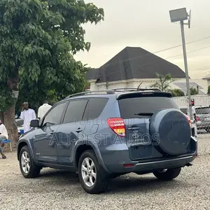 Toyota RAV4 2009 Blue