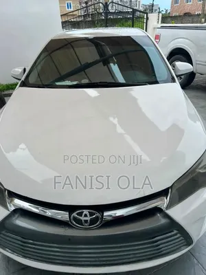 Toyota Camry 2015 White