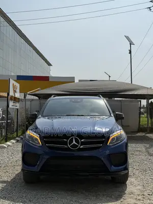 Mercedes-Benz GLE-Class GLE 350 2018 Blue