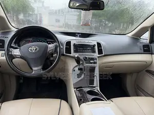Toyota Venza 2010 Brown