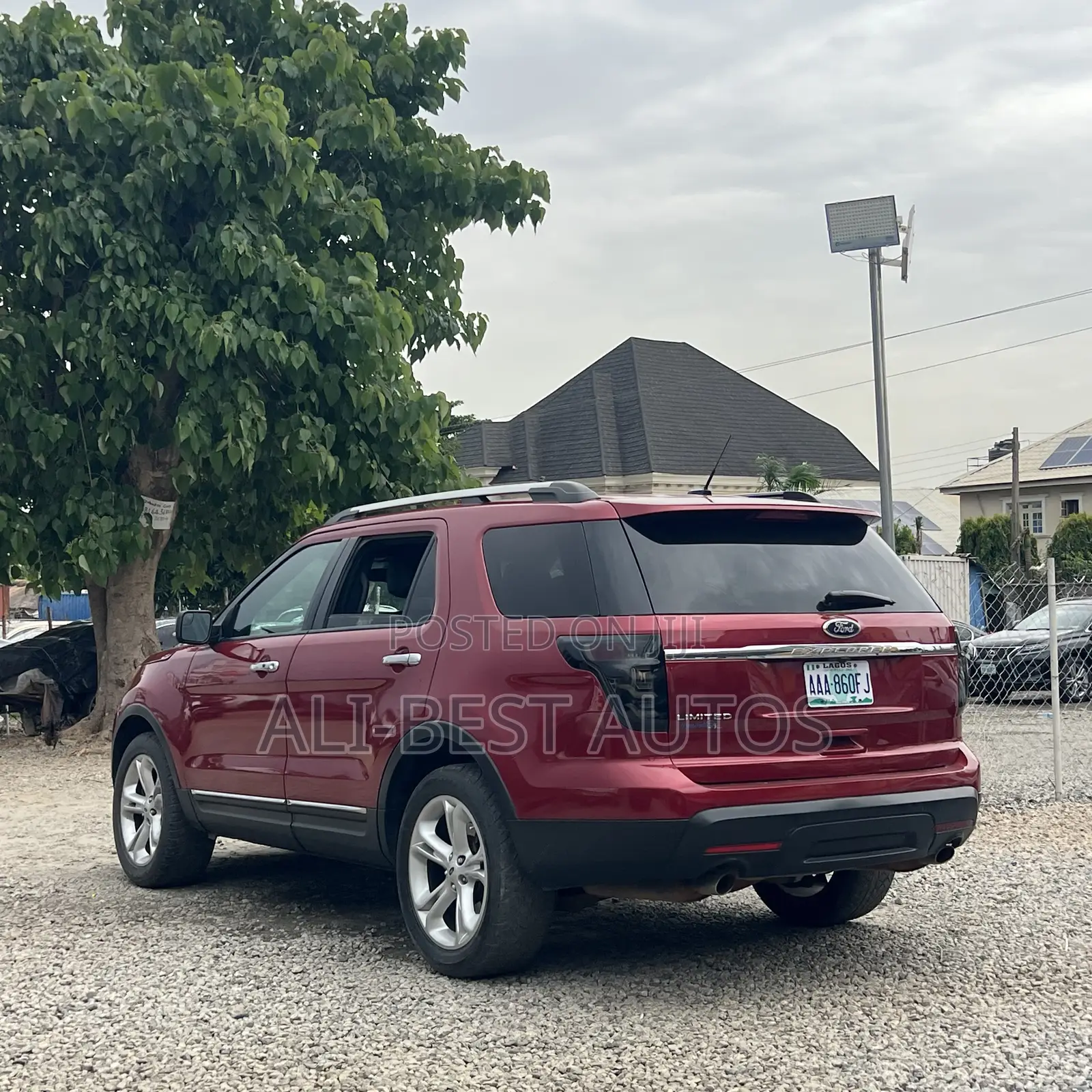 Ford Explorer 2014 Maroon