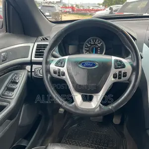 Ford Explorer 2014 Maroon