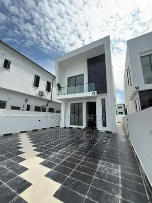 4bdrm Duplex in Orchid, Chevron for sale