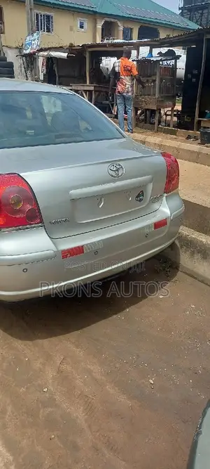 Toyota Avensis 2008 Silver