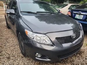 Toyota Corolla 2010 Gray