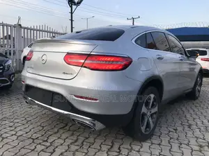 Mercedes-Benz GLC-Class 2019 Silver