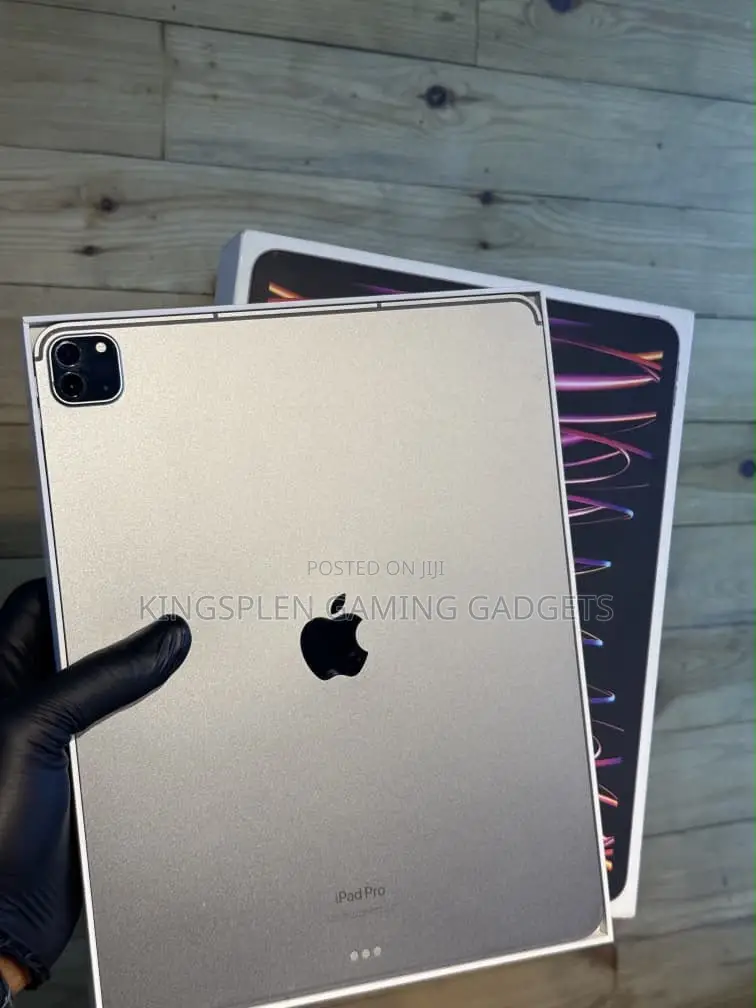 Apple iPad Pro 12.9 (2022) 128 GB Gray