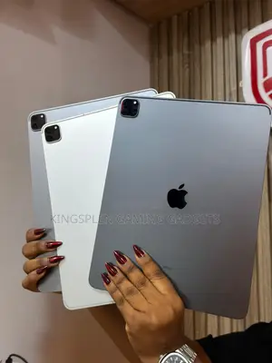 Apple iPad Pro 12.9 (2022) 128 GB Gray