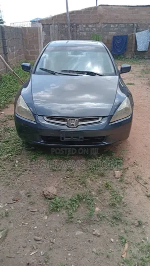 Honda Accord 2005 Gray