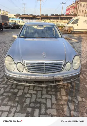 Mercedes-Benz E350 2005 Gray