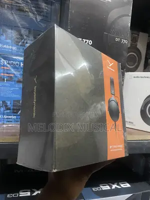 Beyerdynamics Dt 700 Pro X Professional Headphone