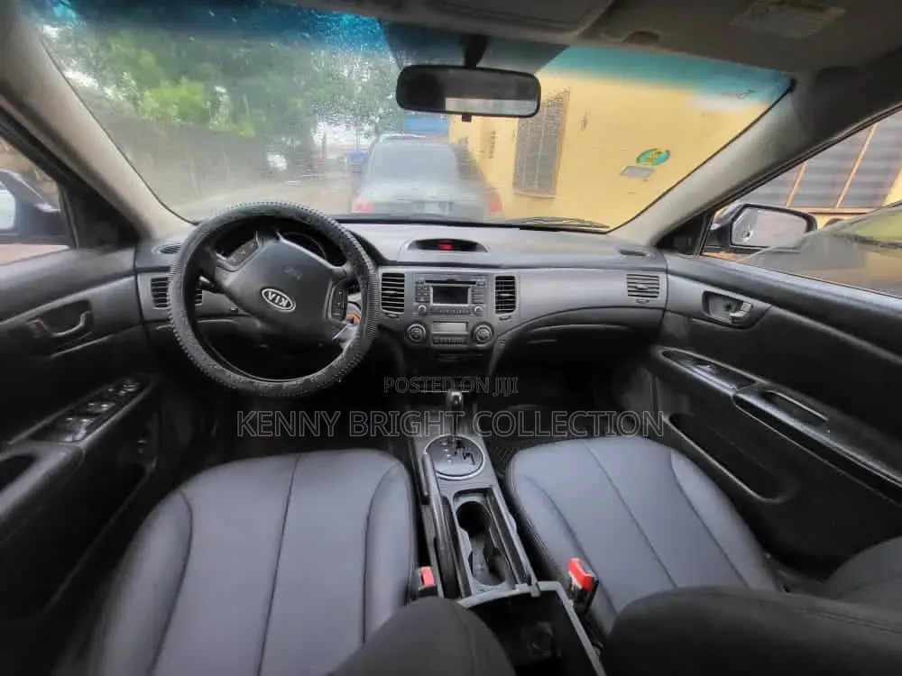 Kia Optima 2010 Black