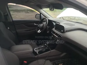 Hyundai Santa Fe 2019 White