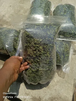 Dehydrated Leaves