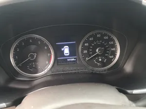Hyundai Santa Fe 2019 White